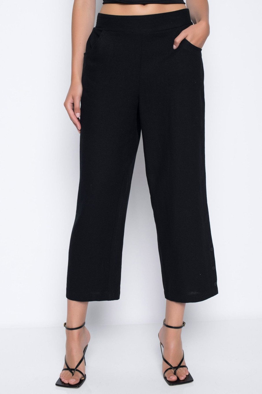 Picadilly Canada | Button-Trim Wide-Leg Cropped Pants