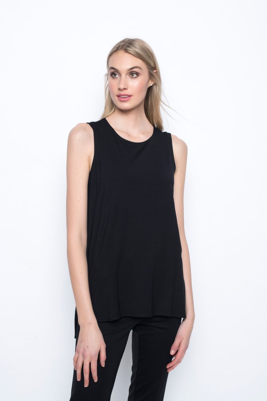 Picadilly Canada | Curved Hem Tank Top